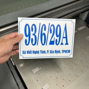 Làm bảng số nhà bằng Mica giá rẻ tại TP HCM