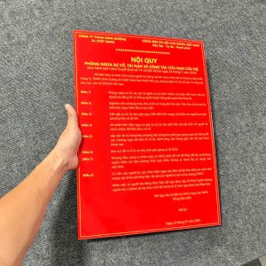 In bảng nội quy công ty bằng Mica giá gái gốc tận xưởng