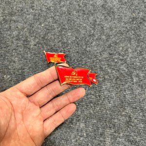 In huy hiệu cho đại hội chất lượng, giá xưởng