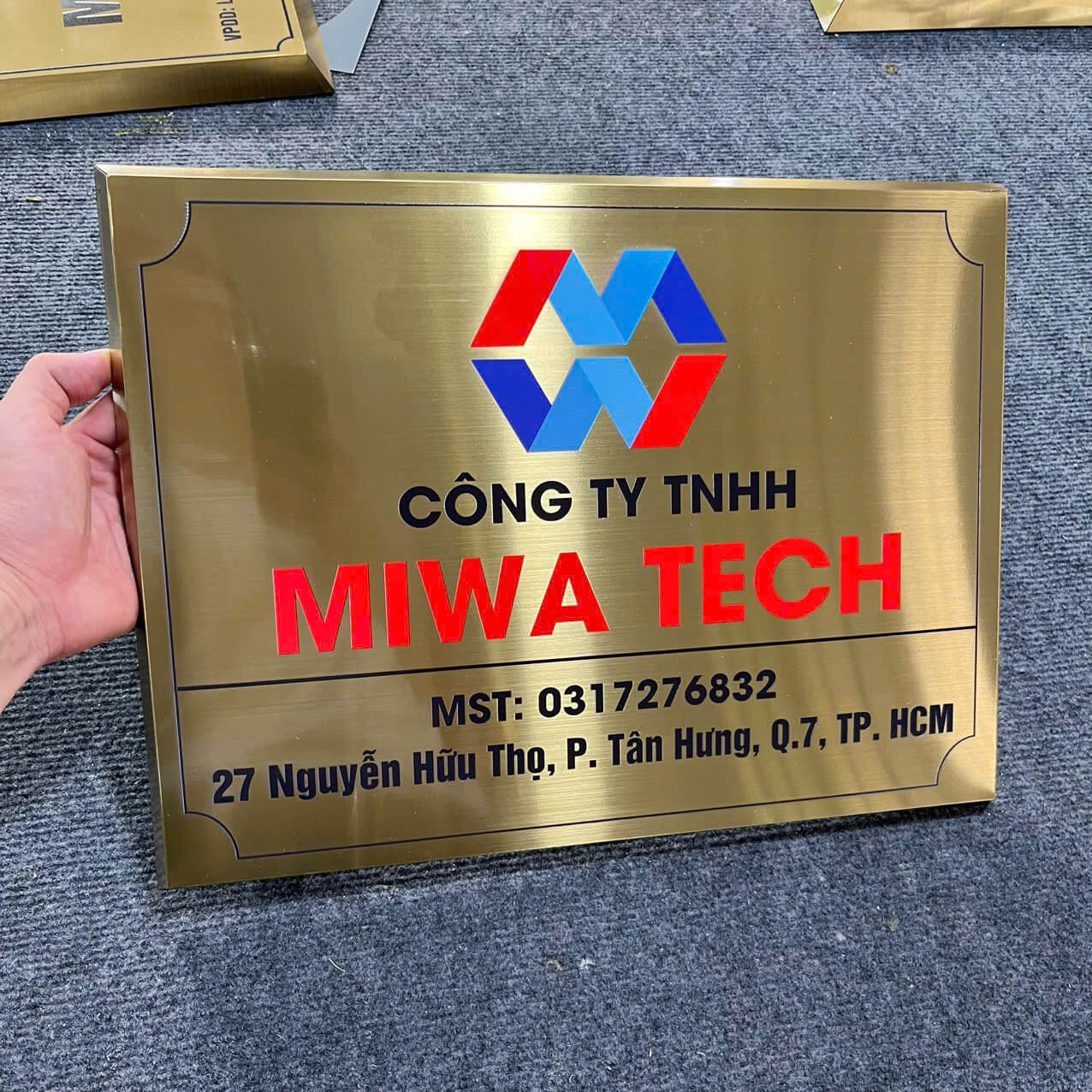 In Ấn Mạnh Dũng