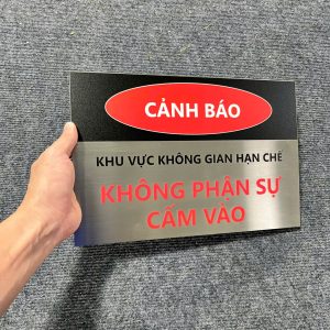 In biển hiệu bằng kim loại có logo giá gốc tận xưởng