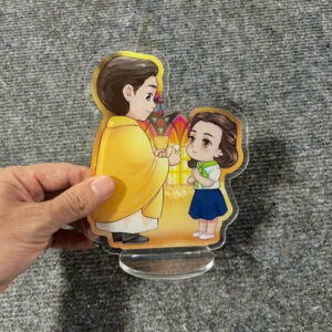 In tượng mô hình Mica tặng quà cho các tín đồ tôn giáo