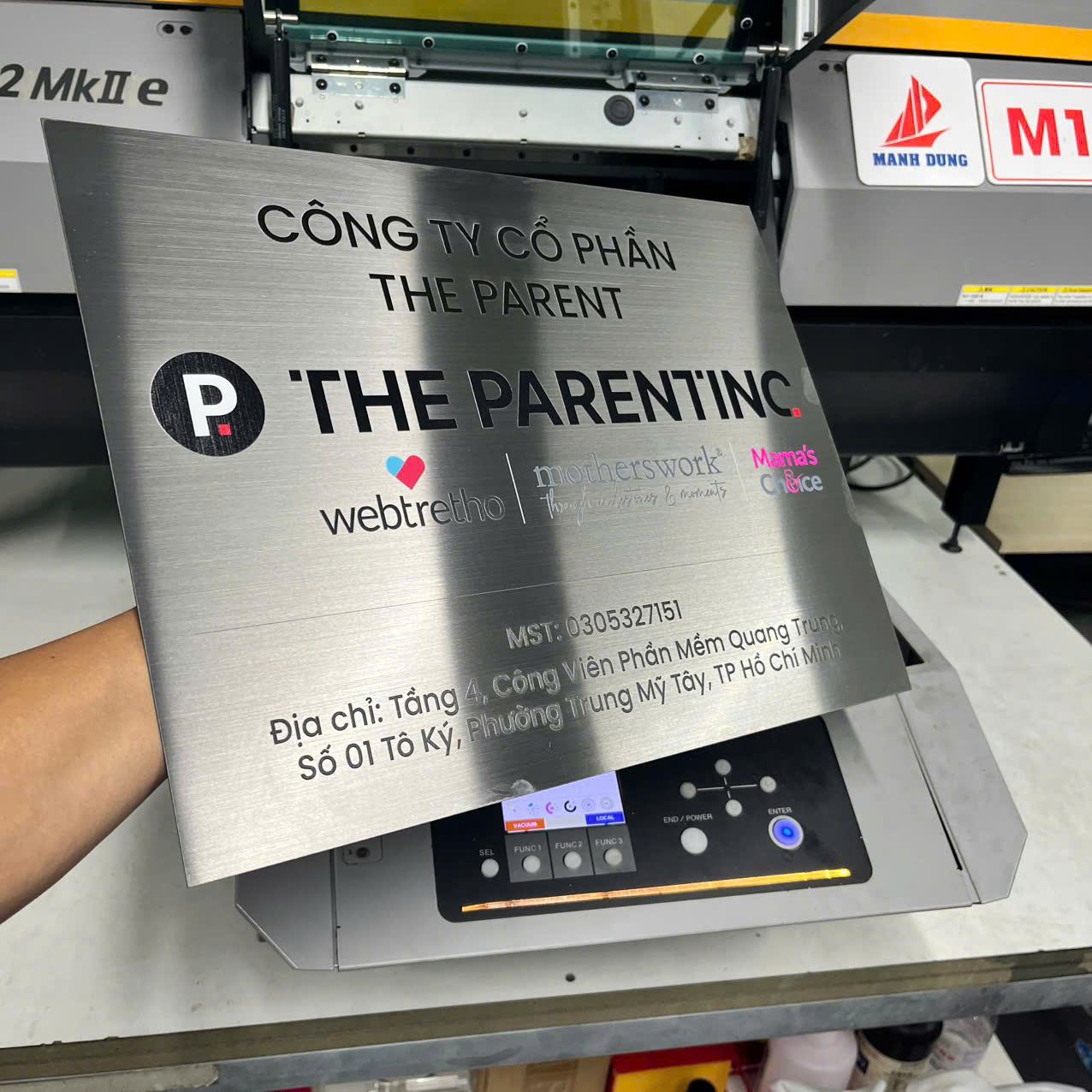 In Ấn Mạnh Dũng