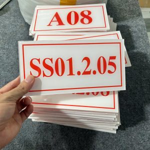 In biển tên đánh số thứ tự cho thiết bị, kho vận giá xưởng