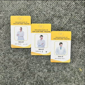 In bảng tên nhựa PVC cho phòng phòng khám, hội thừa sai