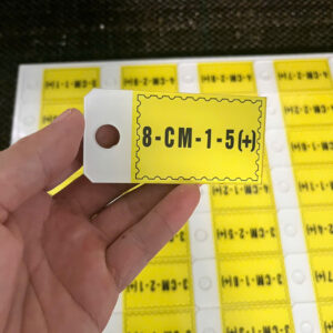 In thẻ Mica làm tag treo cho máy móc, tủ nội thất giá xưởng